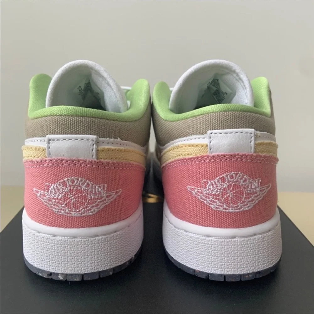 Sold !Air Jordan 1 low / GRIND VIVID green / new  6Y NWT - Picture 3 of 7